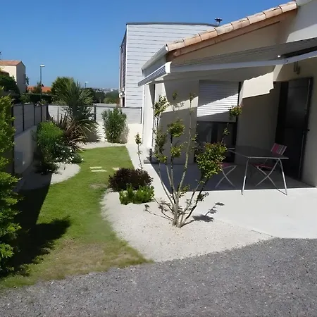 Дом отдыха Le Chateau - 2 A 4 Pers - 300m De La De Tanchet - Barbecue Et Bain De Soleil *