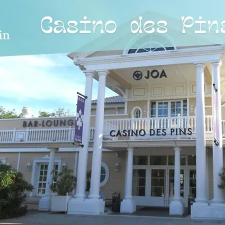 Le Chateau - 2 A 4 Pers - 300m De La De Tanchet - Barbecue Et Bain De Soleil بيت للعطل