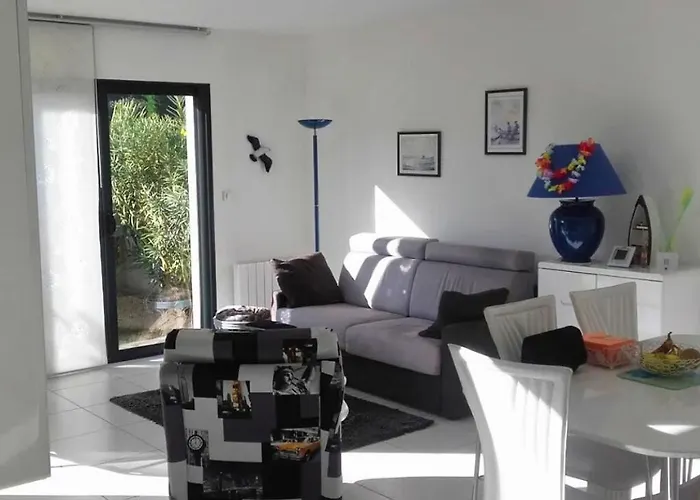 Le Chateau - 2 A 4 Pers - 300m De La De Tanchet - Barbecue Et Bain De Soleil * Les Sables-dʼOlonne