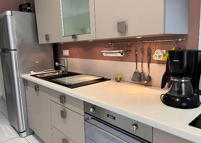 Le Chateau - 2 A 4 Pers - 300m De La De Tanchet - Barbecue Et Bain De Soleil * Les Sables-dʼOlonne